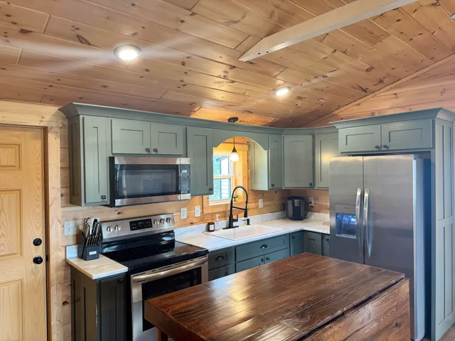 $425,000 | 2559 West Valley Road, Dunlap, TN 37327