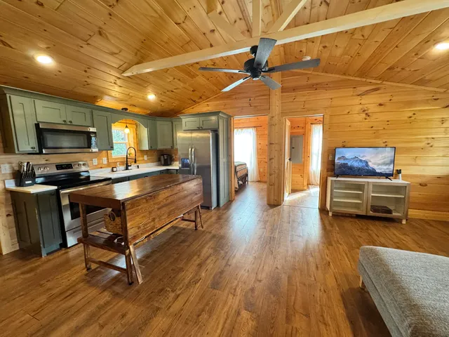 $425,000 | 2559 West Valley Road, Dunlap, TN 37327