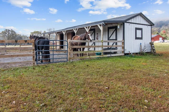 $425,000 | 2559 West Valley Road, Dunlap, TN 37327