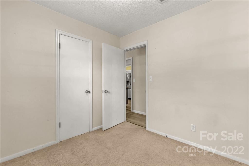 1909 John Everall Road Lancaster, SC 29720 - Photo 13 of 32 a view of an empty room