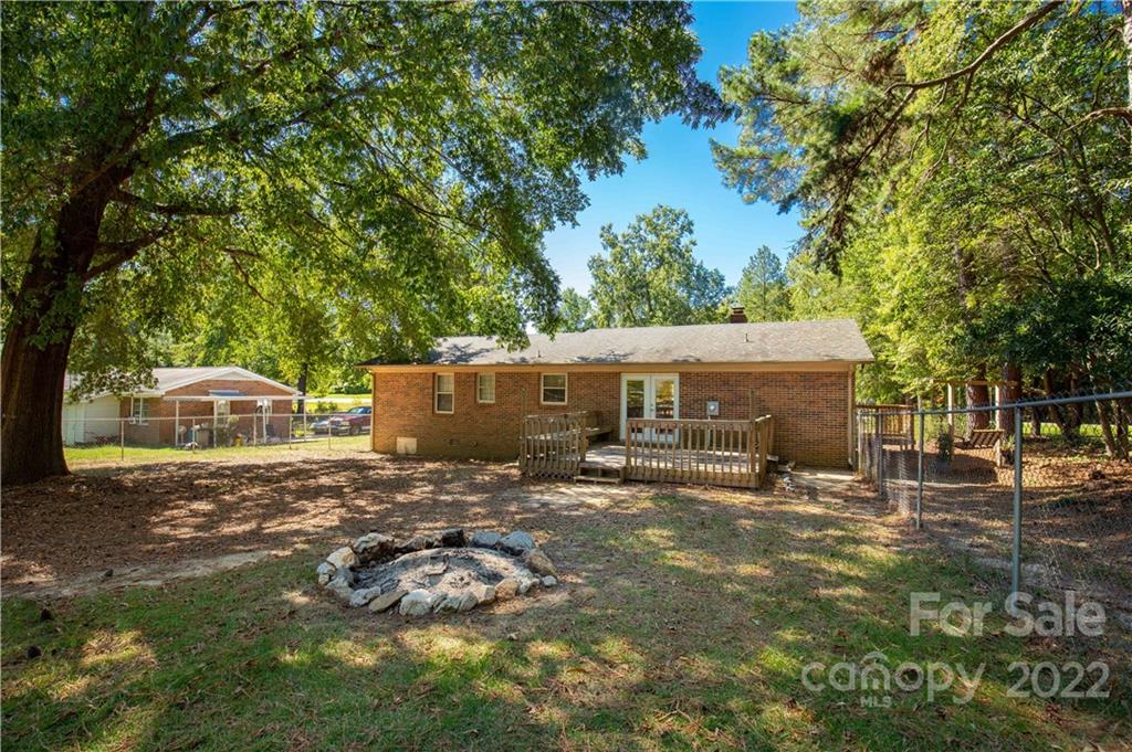 1909 John Everall Road Lancaster, SC 29720 - Photo 22 of 32 a view of a house with a yard