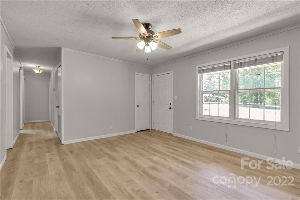 1909 John Everall Road Lancaster, SC 29720 - Photo 8 of 32 a view of an empty room with a window