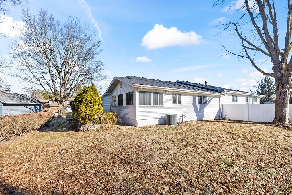 1433 Masters Lane Decatur, IL 62521 - Photo 40 of 41 Gallery Image 40