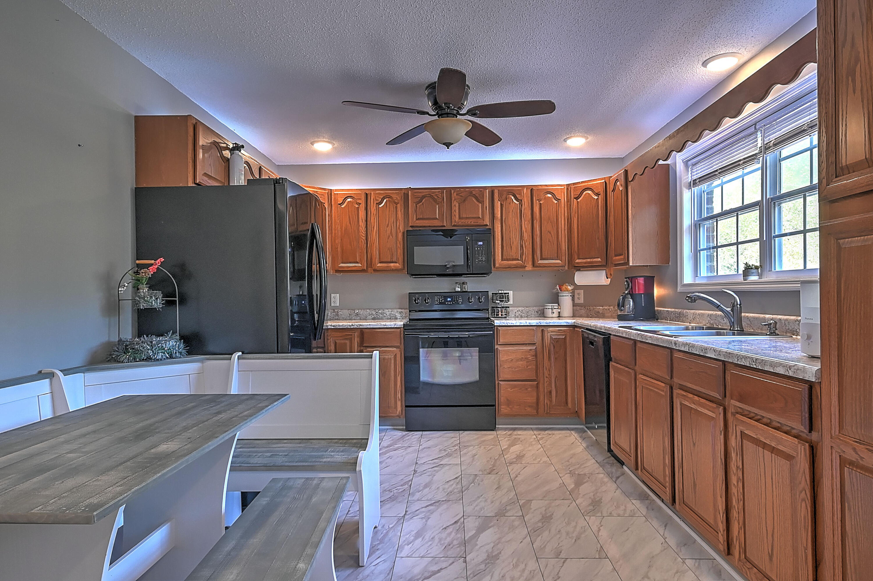 600 Beidleman Road Bristol, TN 37620 - Photo 14 of 44 600 Biedleman-14