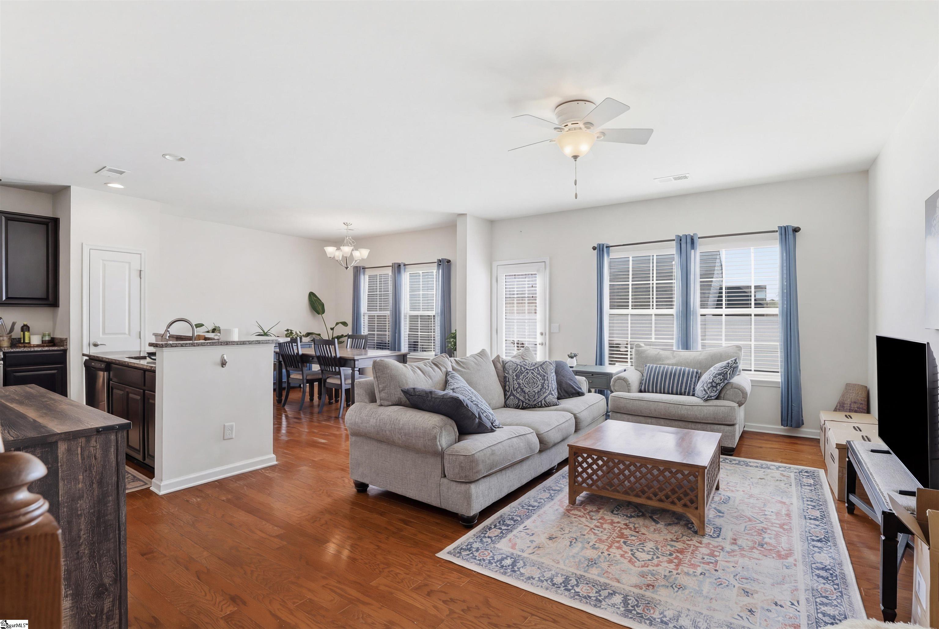 126 Middleby Way Greer, SC 29650 - Photo 3 of 17