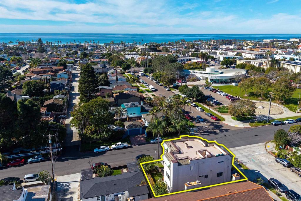 1105 Reed Avenue San Diego, CA 92109 - Photo 32 of 34 an aerial view of a city