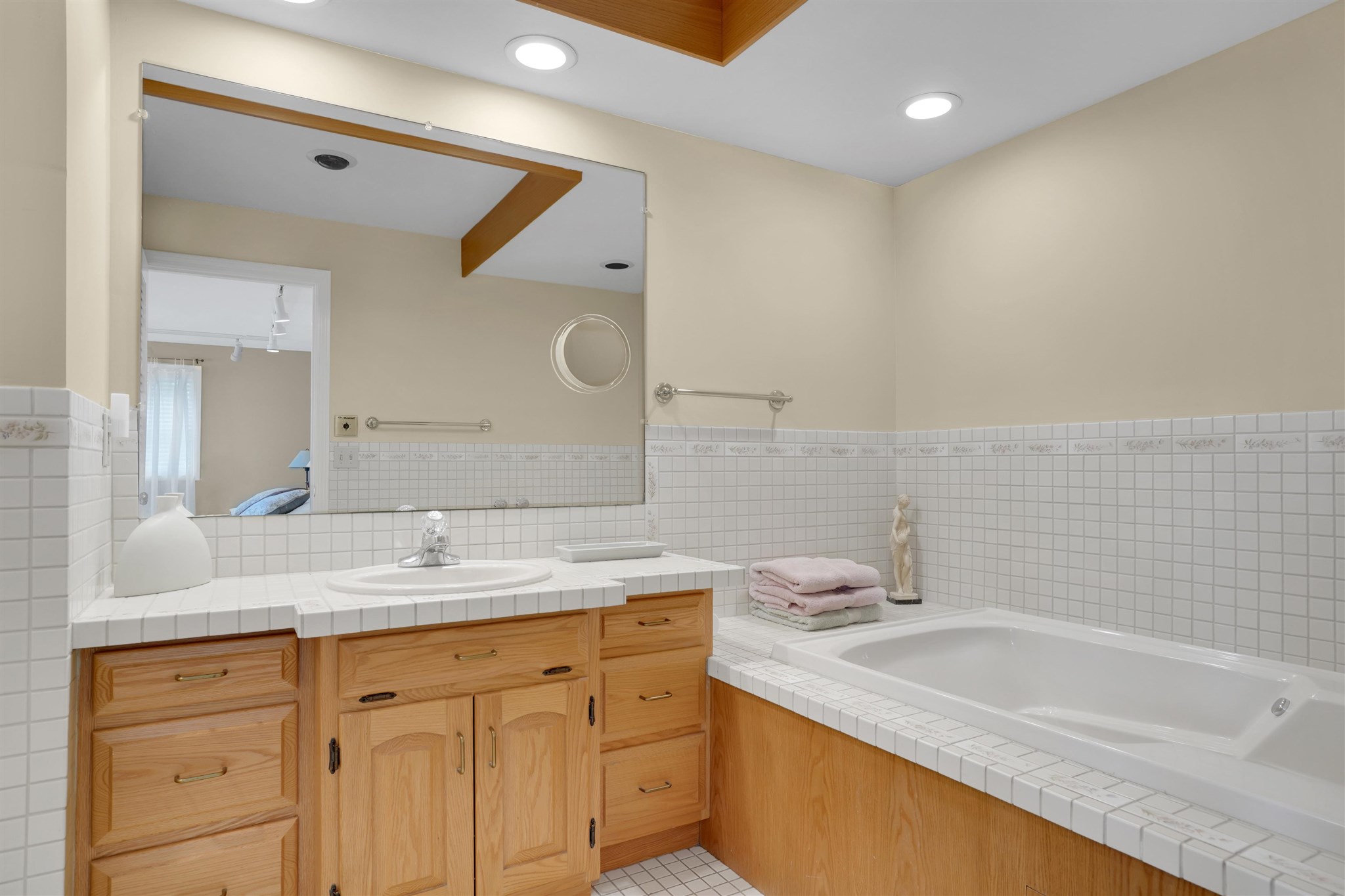 3 Heron Cove Road Windham, NH 03087 - Photo 17 of 29