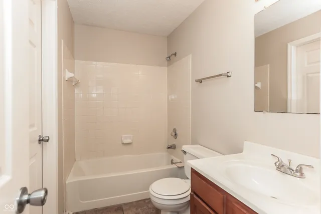 $1,820 | 5248 Telford Court, Indianapolis, IN 46254