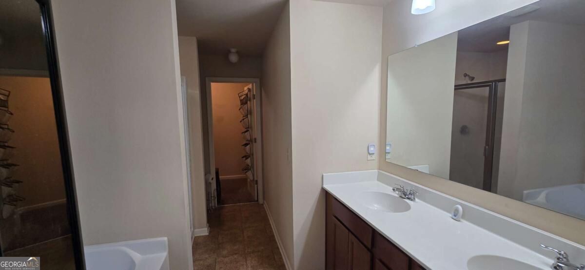 1027 Fellowship Road Fairburn, GA 30213 - Photo 13 of 19 Gallery Image 13