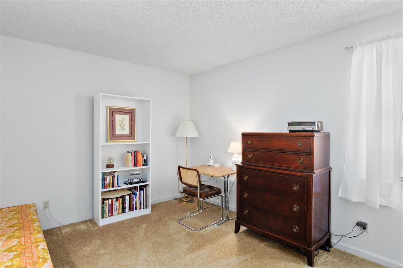 8930 Cardinal Terrace Brentwood, MO 63144 - Photo 13 of 18