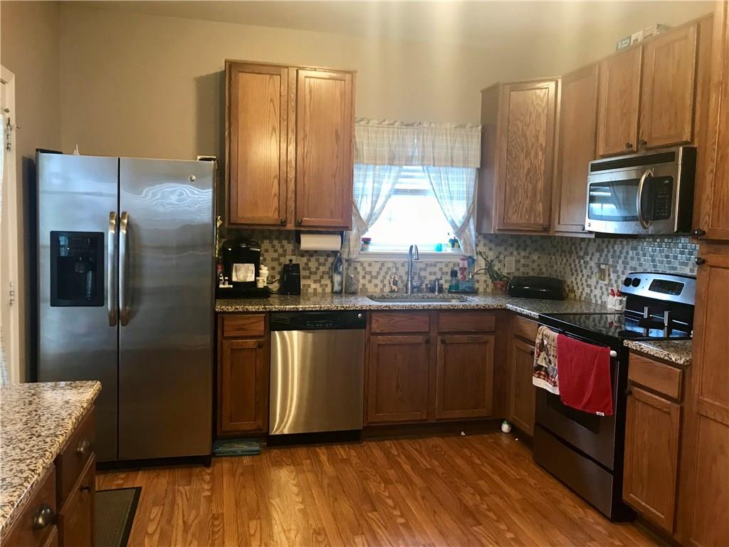 190 Rambling Road Greenfield, IN 46140 - Photo 9 of 30