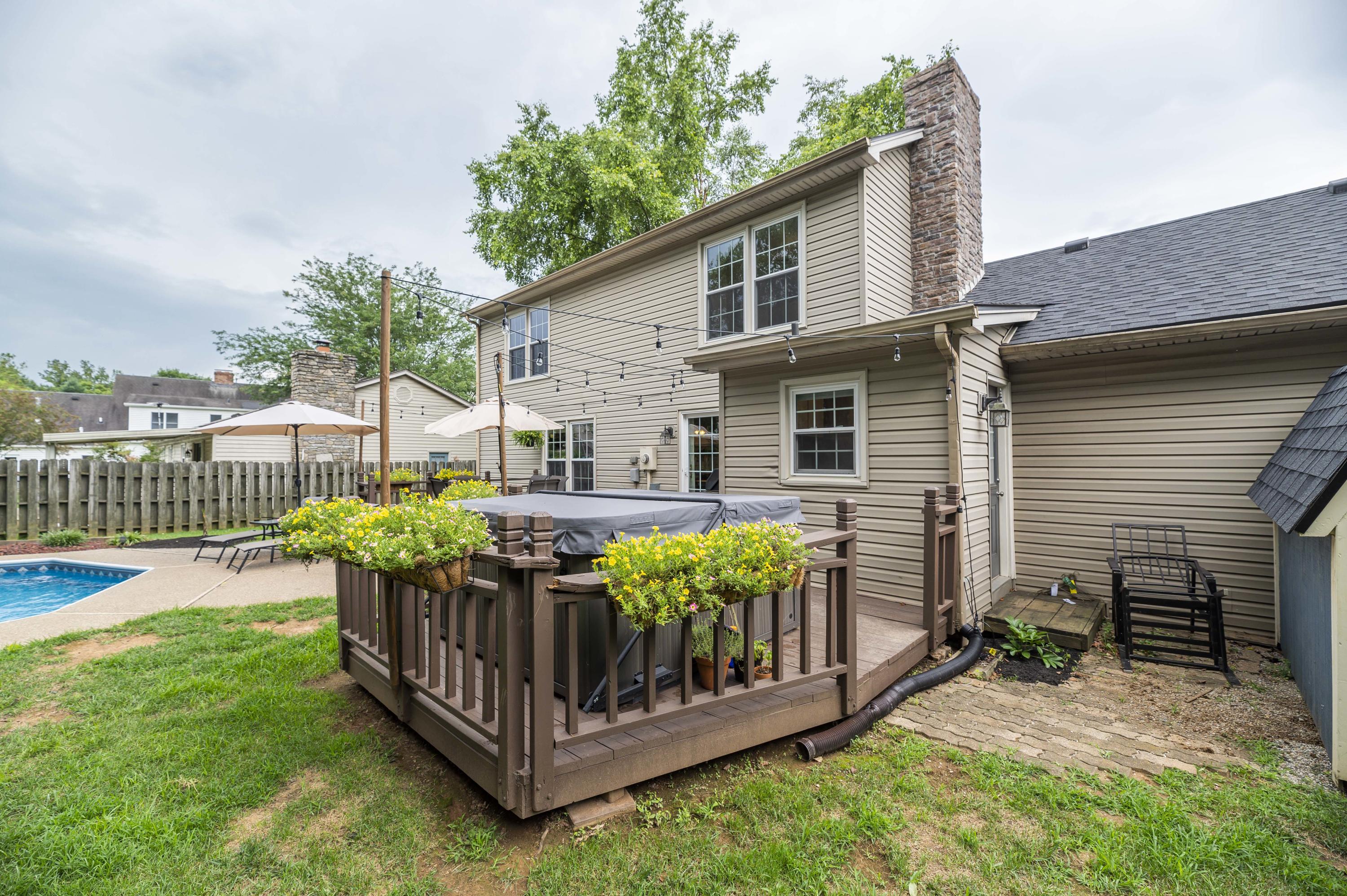 203 Falcon Road Versailles, KY 40383 - Photo 36 of 77 MollyCobaneDSC_9214