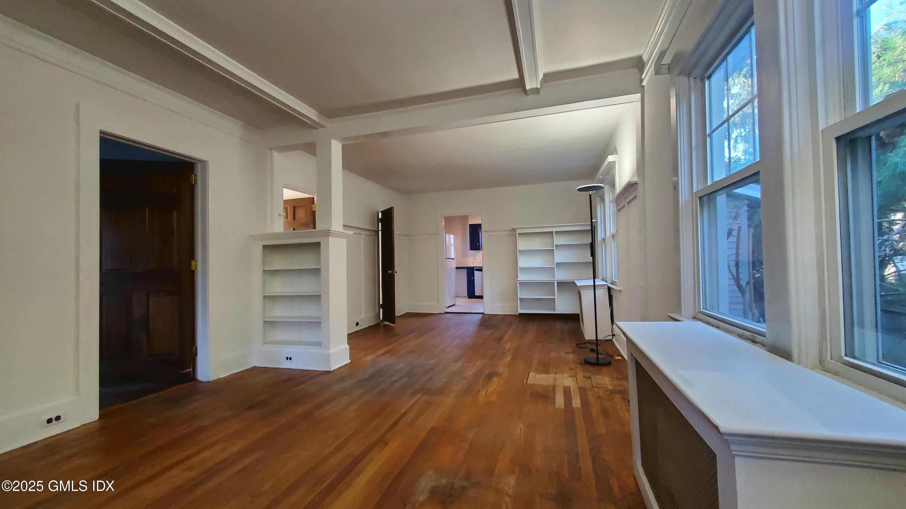 3 Relay Court Cos Cob, CT 06807 - Photo 11 of 25 20241011_083539