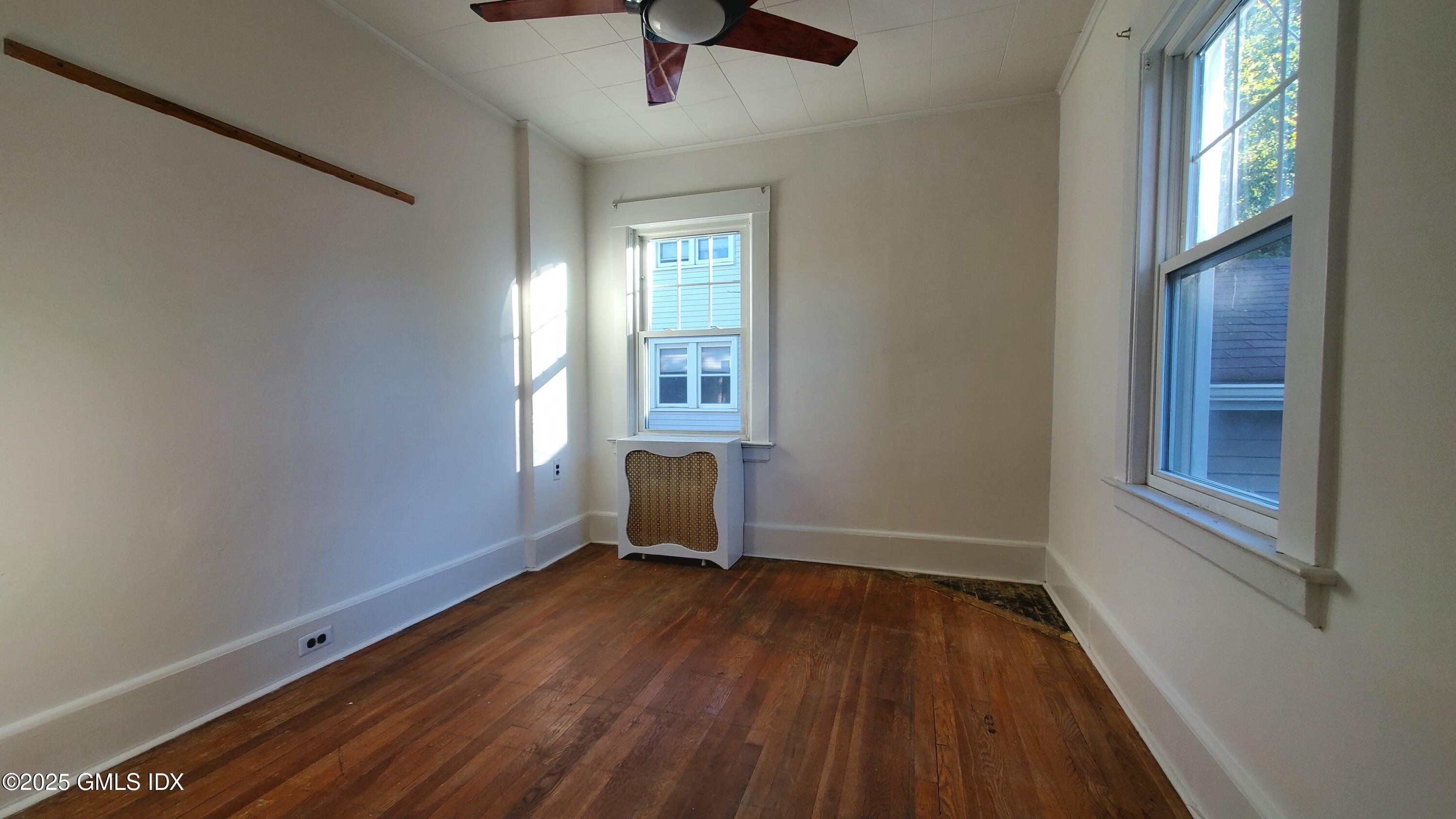 3 Relay Court Cos Cob, CT 06807 - Photo 17 of 25 20241011_083852