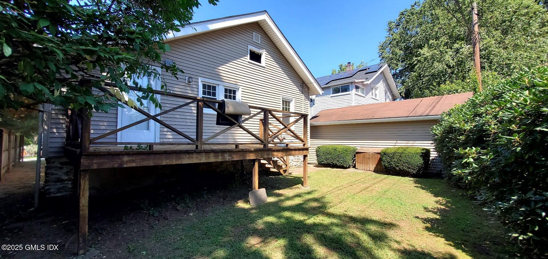 3 Relay Court Cos Cob, CT 06807 - Photo 6 of 25 006