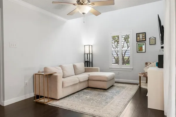 $1,475 | 7635 Guadalupe Street, Unit 202, Austin, TX 78752