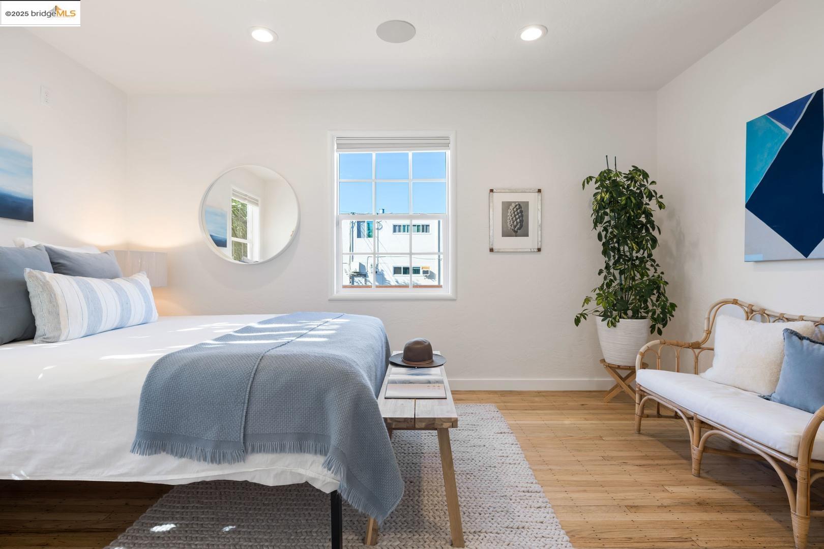 2829 California Street Berkeley, CA 94703 - Photo 16 of 20 a bedroom with a bed and a window