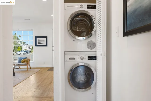 a view of living room washer and dryer