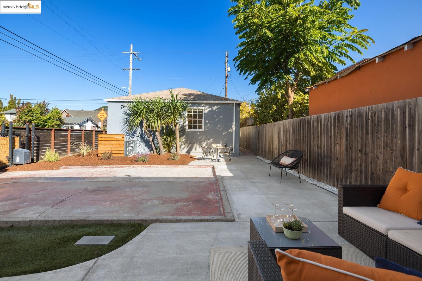 2829 California Street Berkeley, CA 94703 - Photo 19 of 20 a view of outdoor space yard and patio