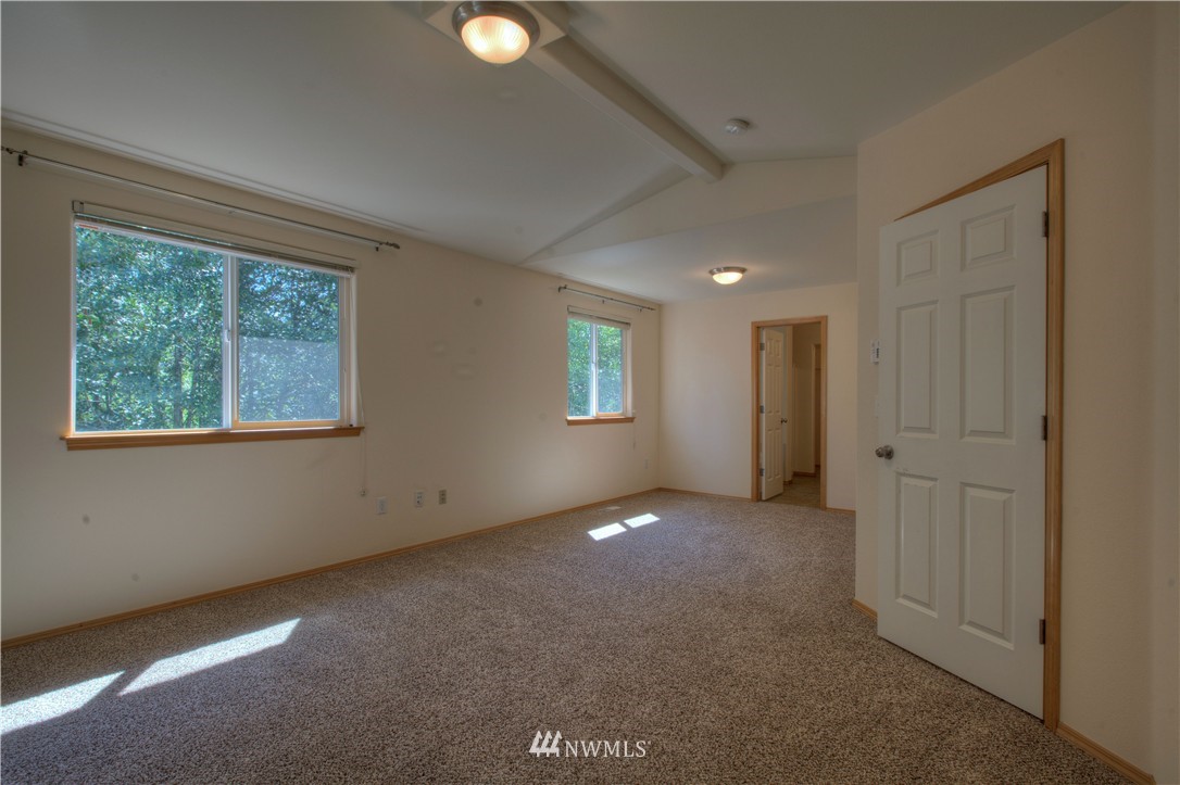 1028 186th Street Southeast, Unit 39 Bothell, WA 98012 - Photo 11 of 18 Gallery Image 11