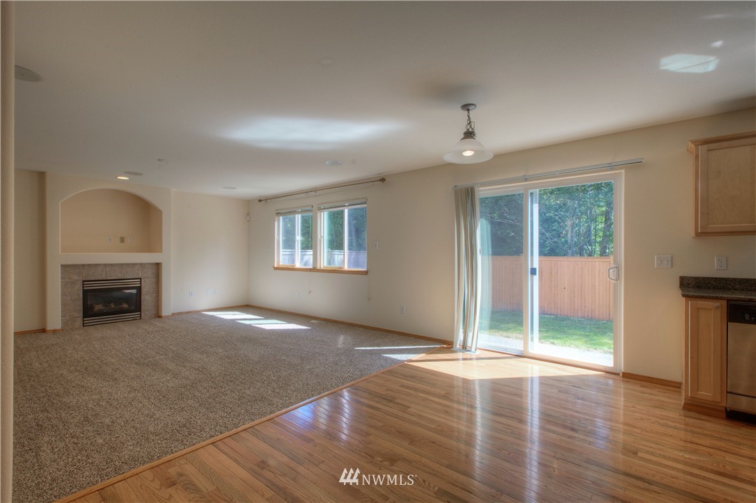 1028 186th Street Southeast, Unit 39 Bothell, WA 98012 - Photo 6 of 18 Gallery Image 6