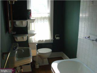 46 Centre Street Haddonfield, NJ 08033 - Photo 6 of 6 Gallery Image 6