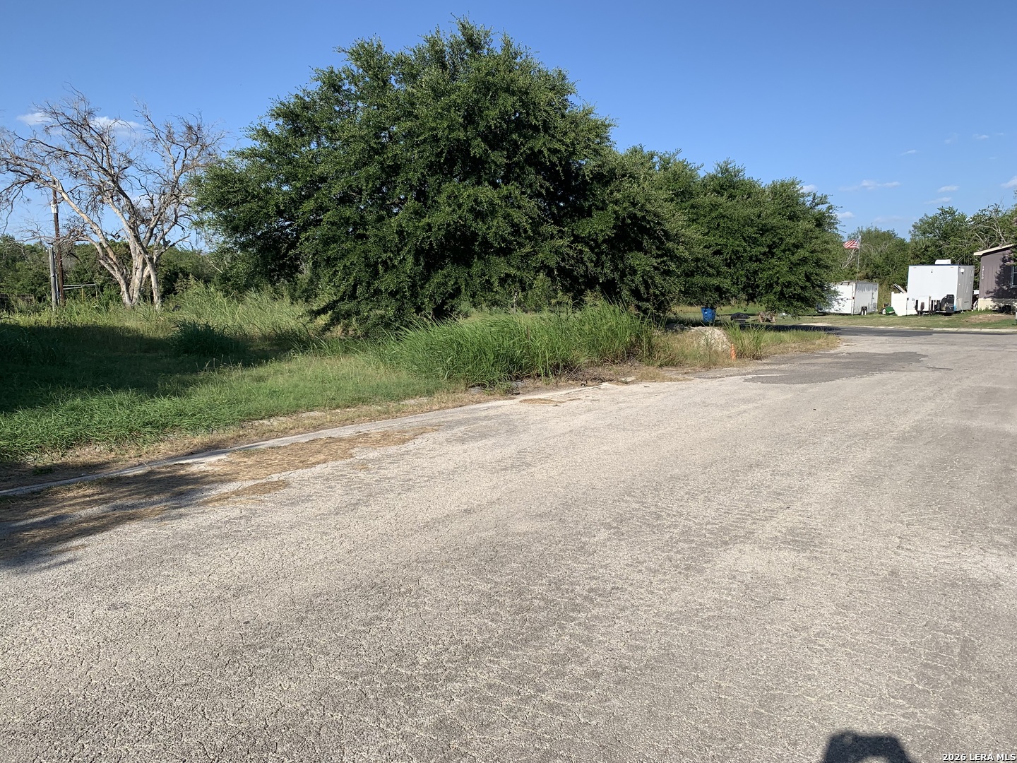 12070 Rathskeller Drive LaCoste, TX 78039 - Photo 6 of 9 Gallery Image 6