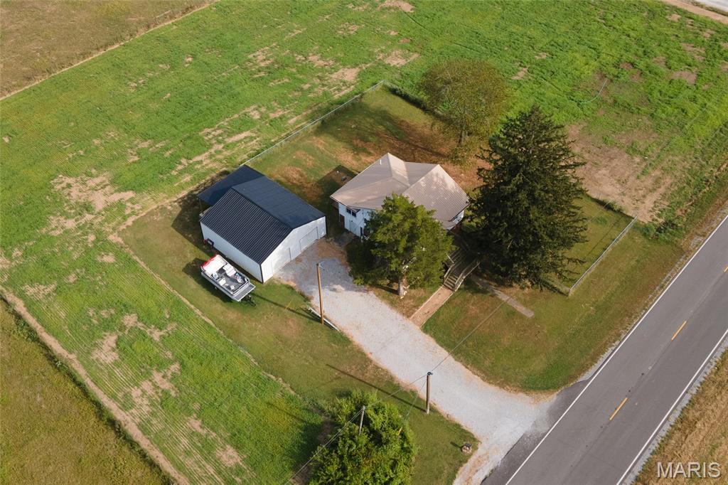 290 Harco Road Harrisburg, IL 62946 - Photo 12 of 38 Gallery Image 12