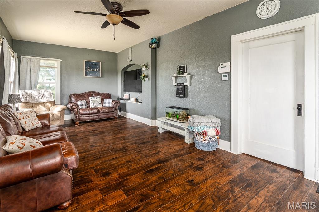 290 Harco Road Harrisburg, IL 62946 - Photo 23 of 38 Gallery Image 23