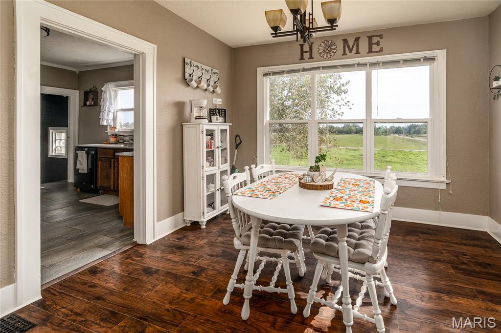 290 Harco Road Harrisburg, IL 62946 - Photo 26 of 38 Gallery Image 26