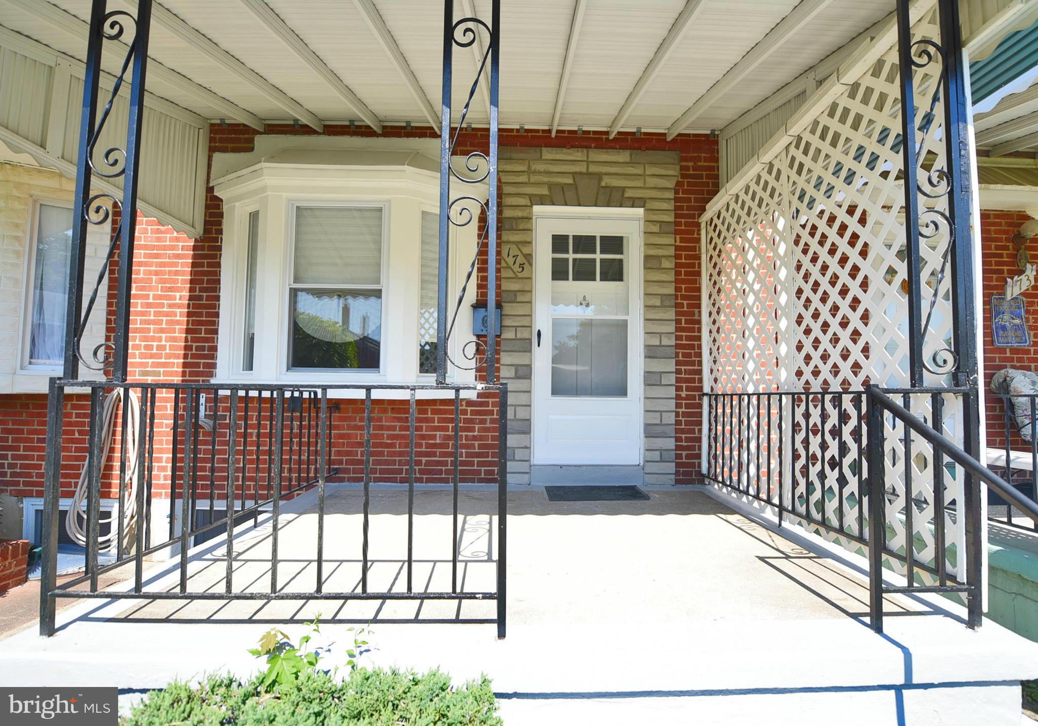175 Bennett Road Baltimore, MD 21221 - Photo 2 of 29 Front Porch