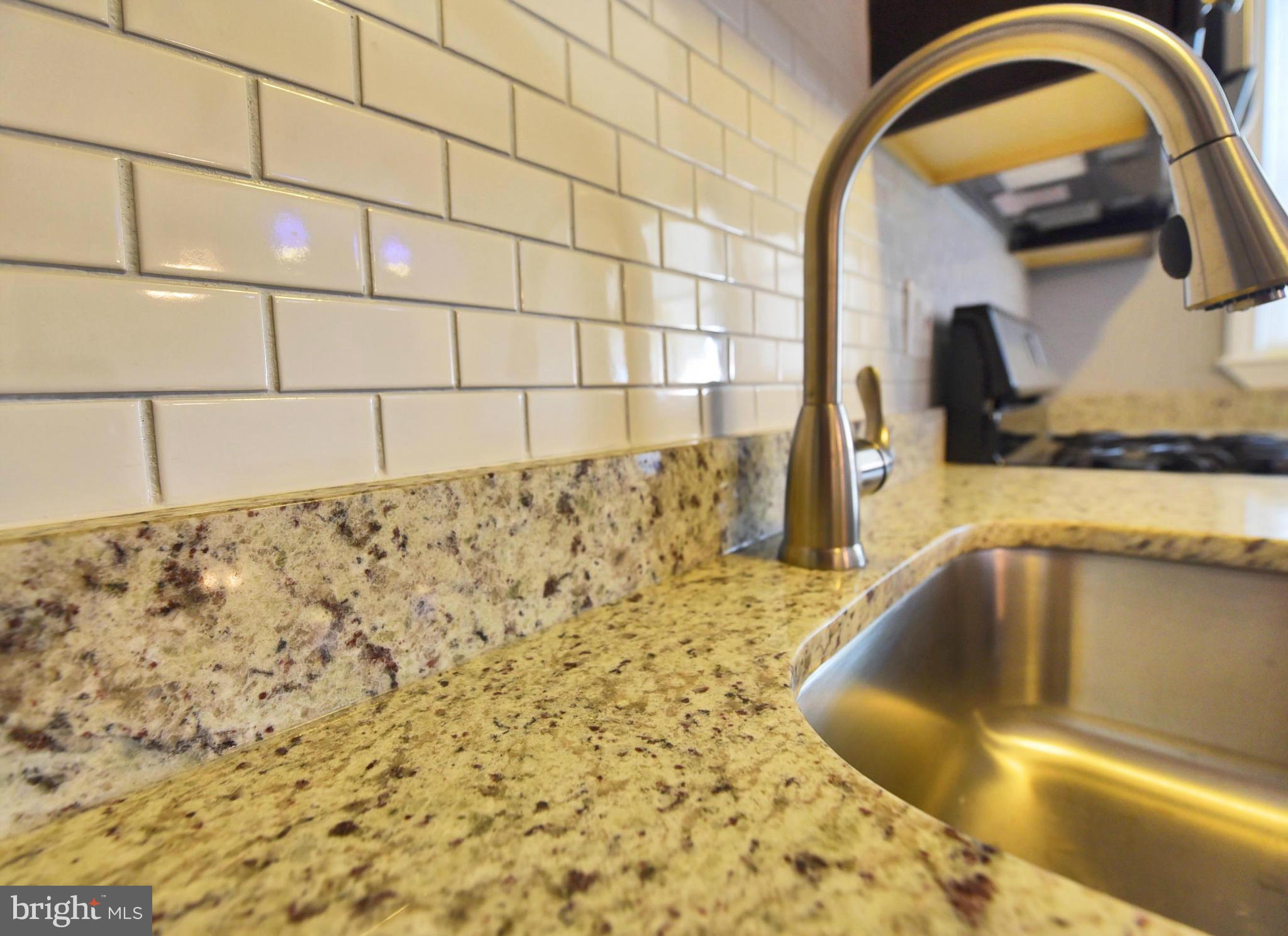 175 Bennett Road Baltimore, MD 21221 - Photo 14 of 29 Kitchen Granite Counter tops
