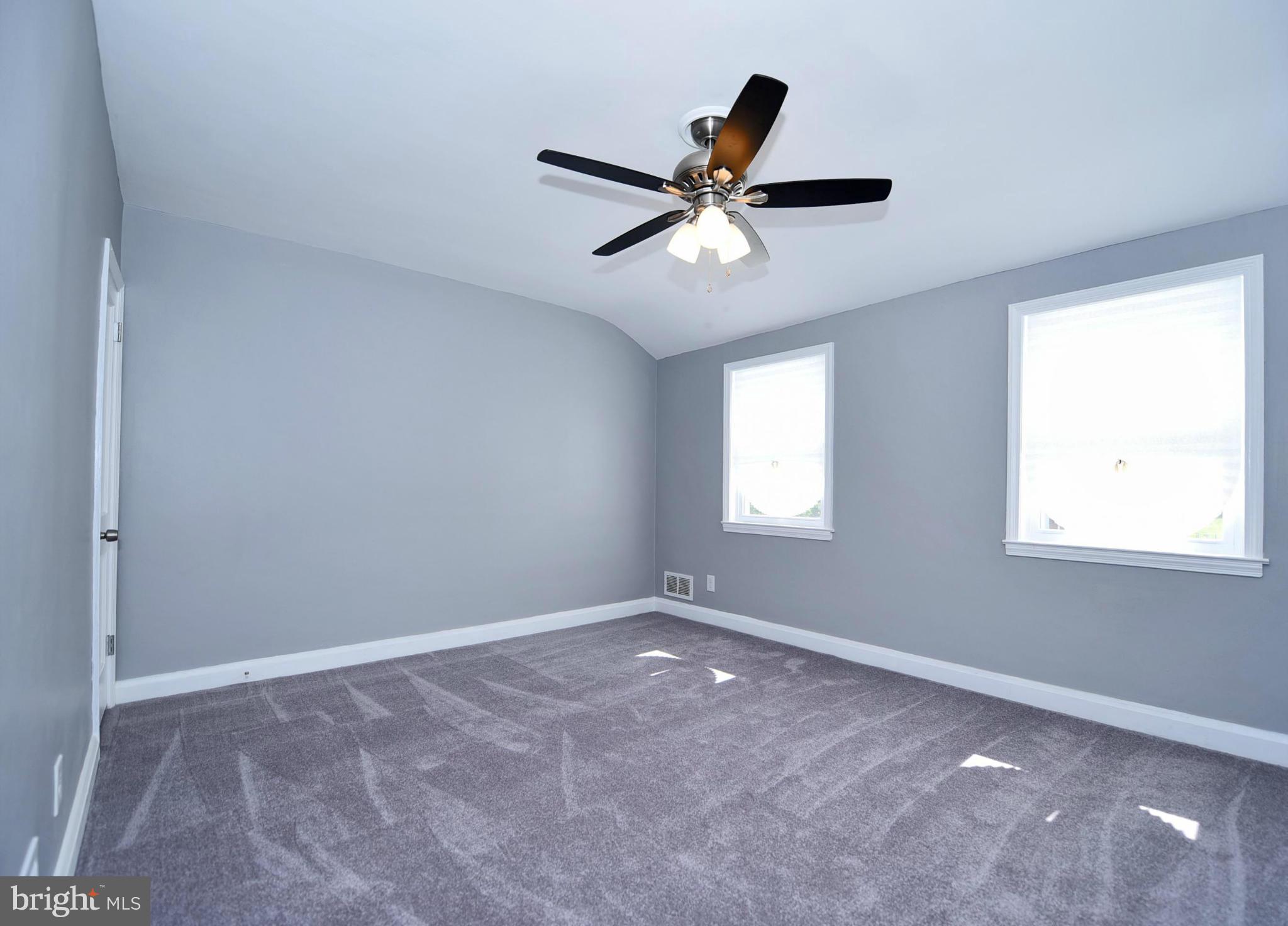 175 Bennett Road Baltimore, MD 21221 - Photo 15 of 29 Bedroom 1
