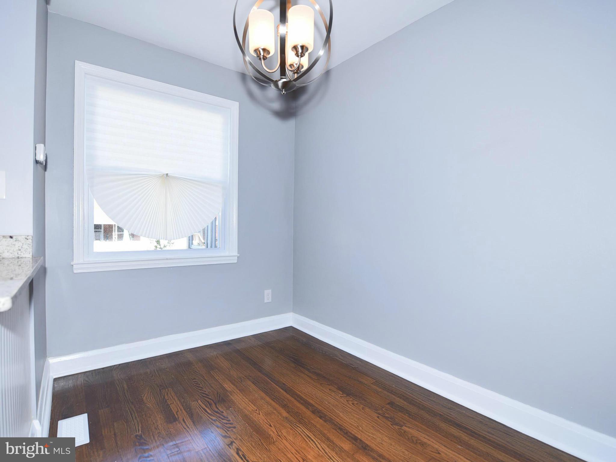 175 Bennett Road Baltimore, MD 21221 - Photo 8 of 29 Dining Room
