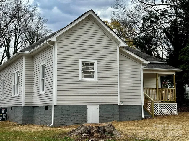 $1,599 | 504 Westside Drive, Lexington, NC 27292