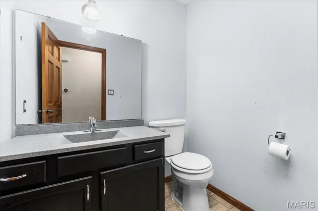 $314,900 | 525 Big Bend Boulevard, Swansea, IL 62226