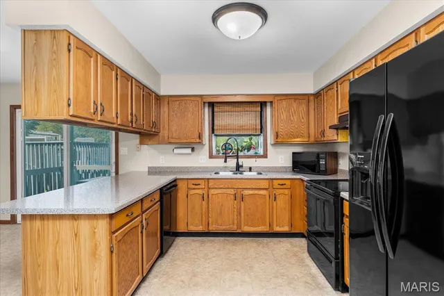 $314,900 | 525 Big Bend Boulevard, Swansea, IL 62226