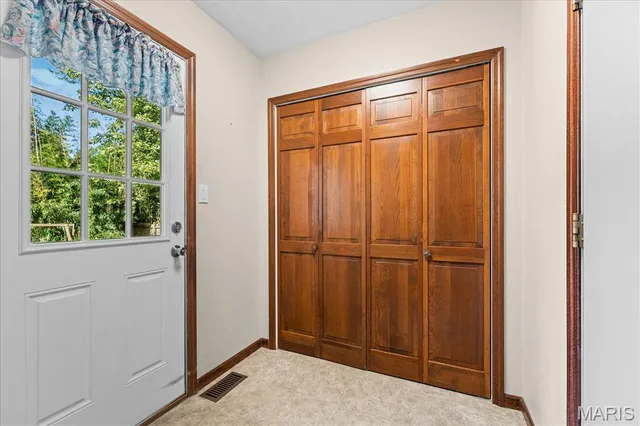 $314,900 | 525 Big Bend Boulevard, Swansea, IL 62226