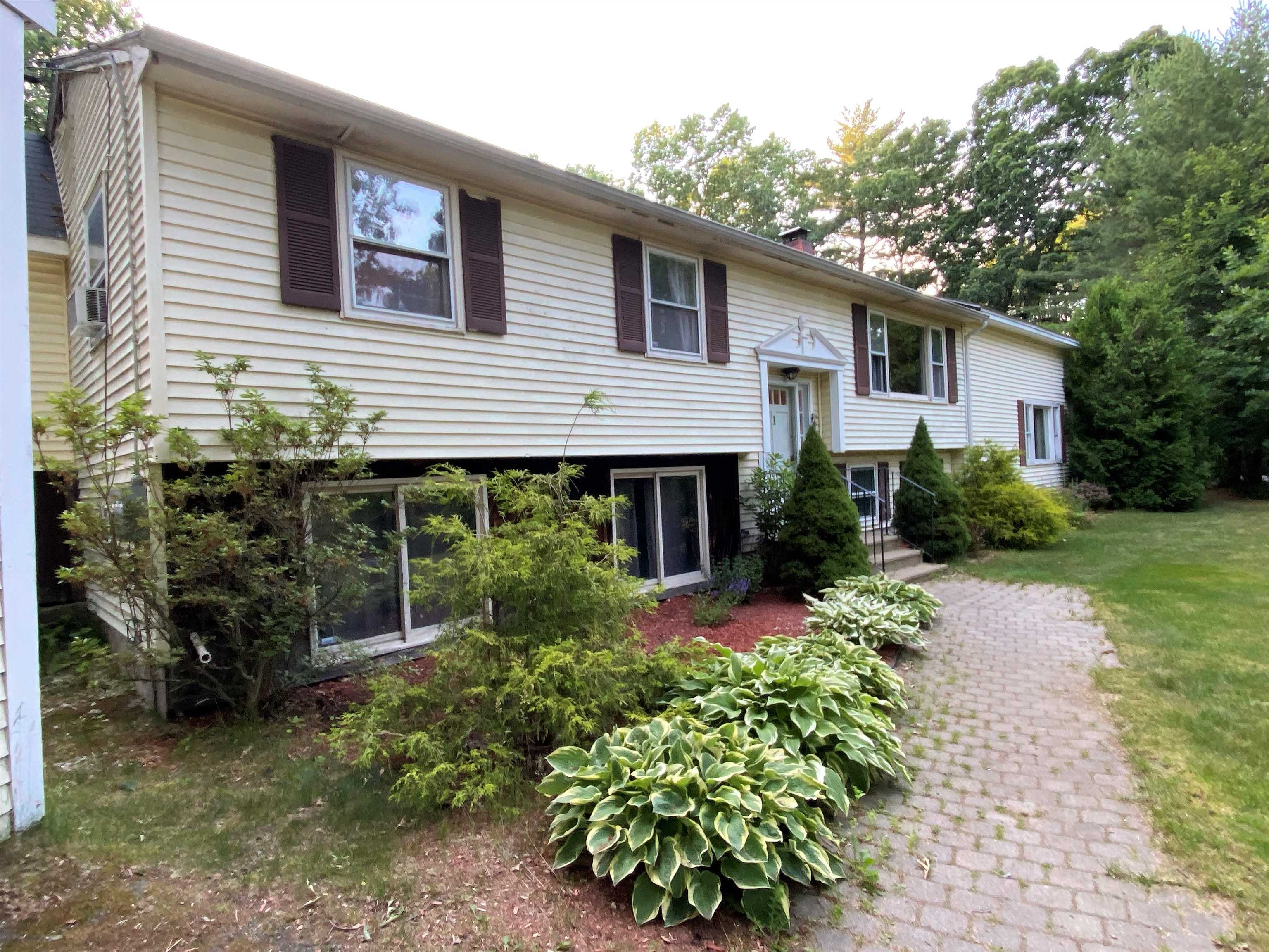 1 Roy Road Hooksett, NH 03106 - Photo 2 of 39