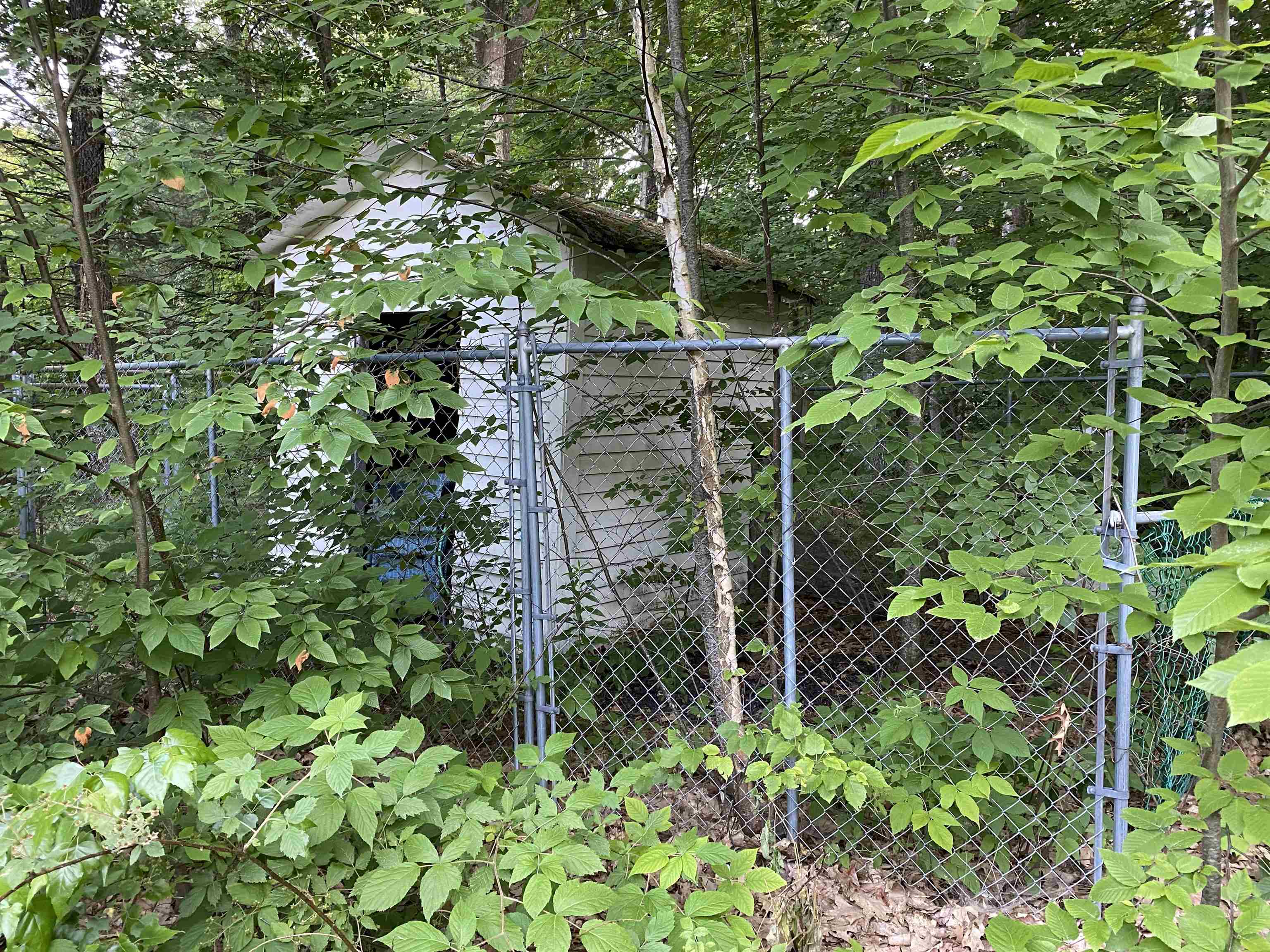 1 Roy Road Hooksett, NH 03106 - Photo 26 of 39