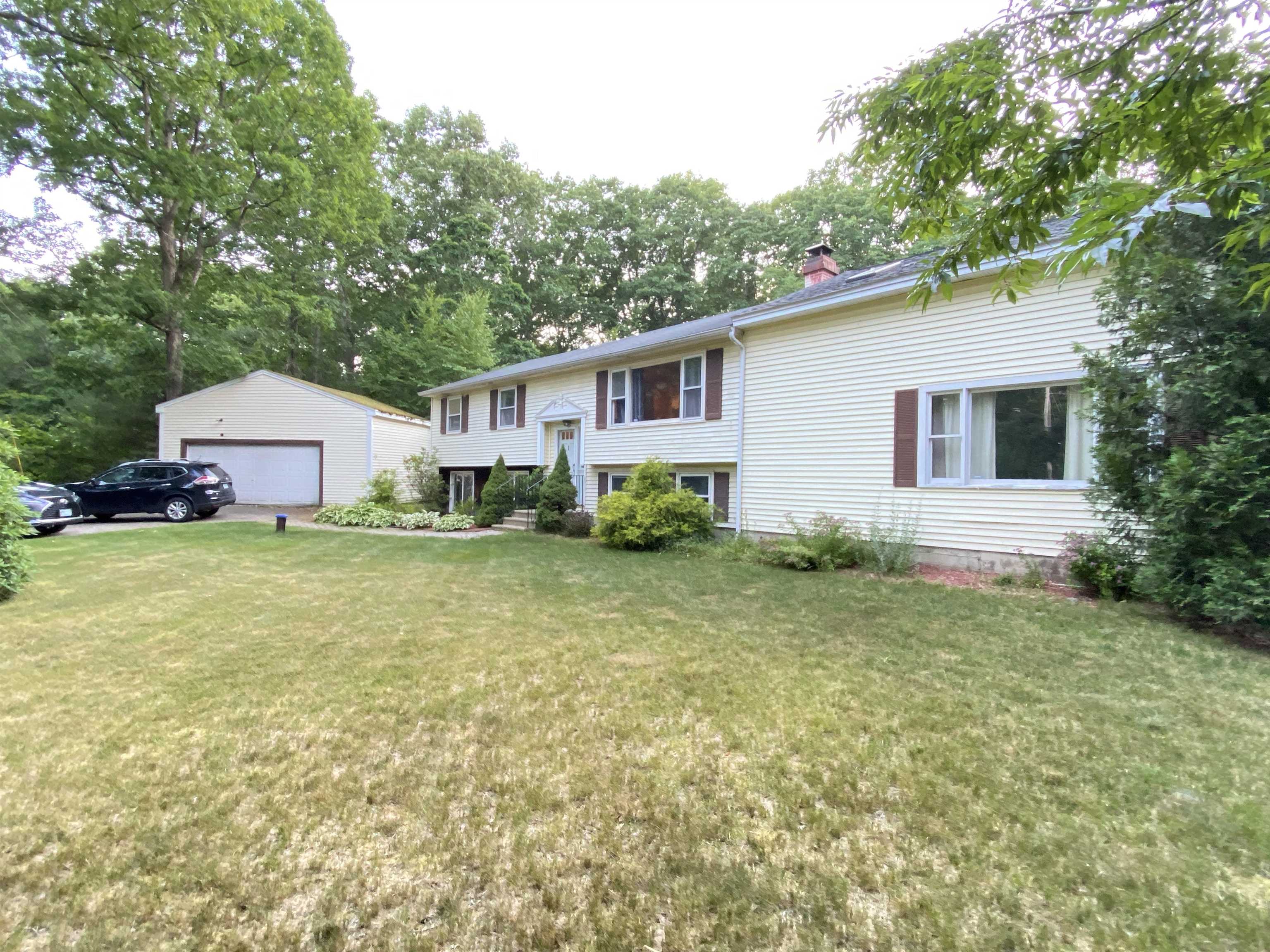 1 Roy Road Hooksett, NH 03106 - Photo 4 of 39