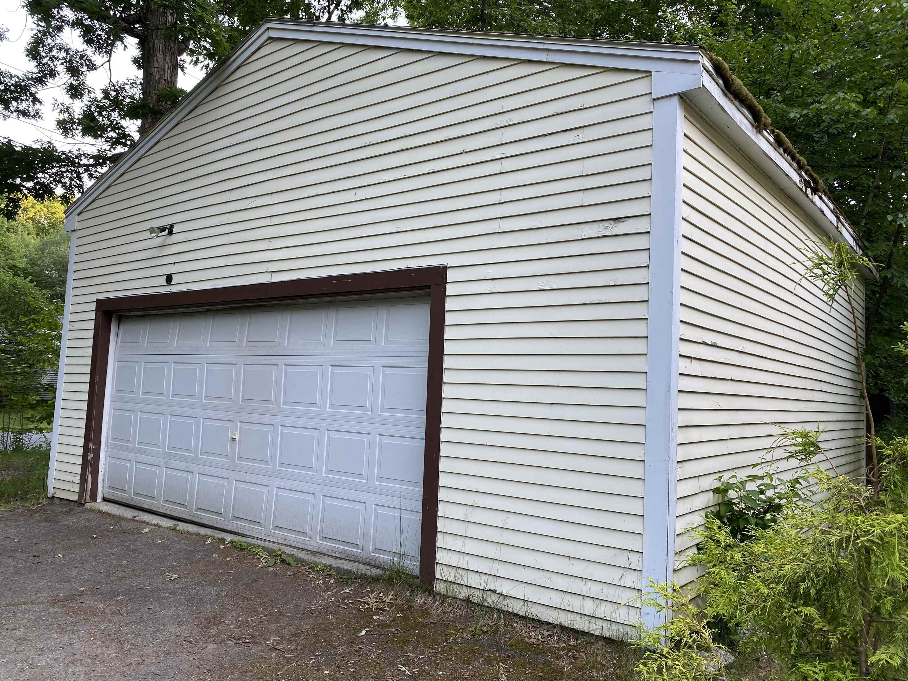 1 Roy Road Hooksett, NH 03106 - Photo 5 of 39
