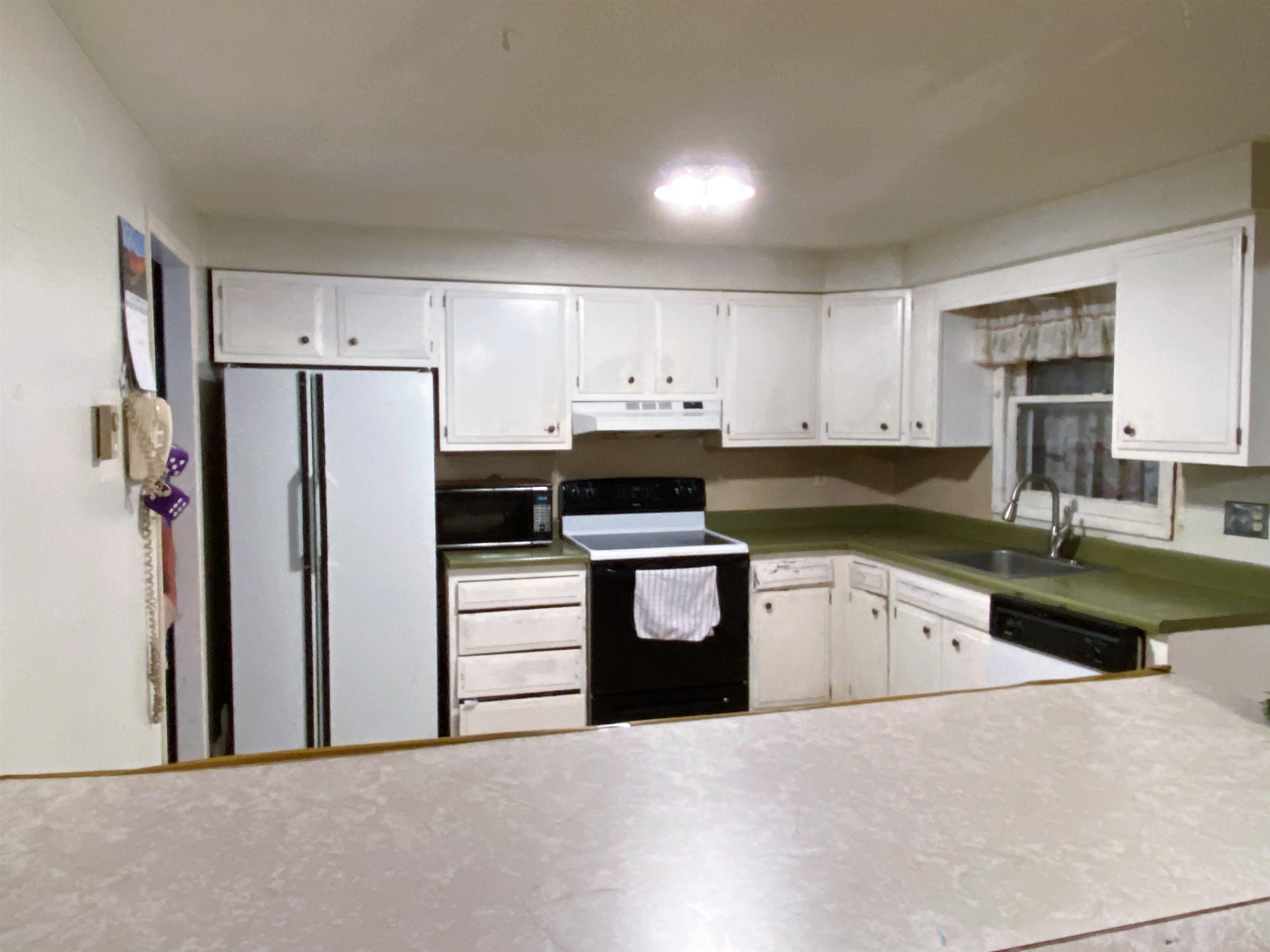 1 Roy Road Hooksett, NH 03106 - Photo 6 of 39
