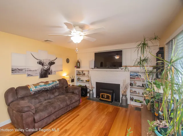 $369,900 | 144 Hooker Street, Kingston, NY 12401