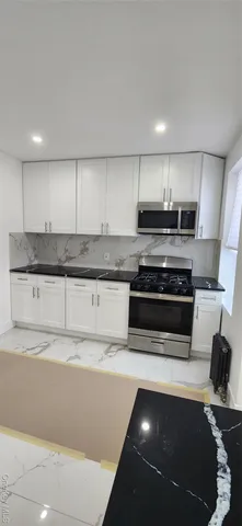 a view of entryway and hall