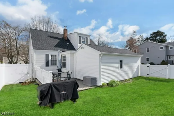 $645,000 | 24 Central Avenue, Morris Plains, NJ 07950