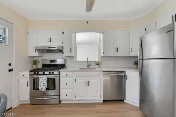 $645,000 | 24 Central Avenue, Morris Plains, NJ 07950