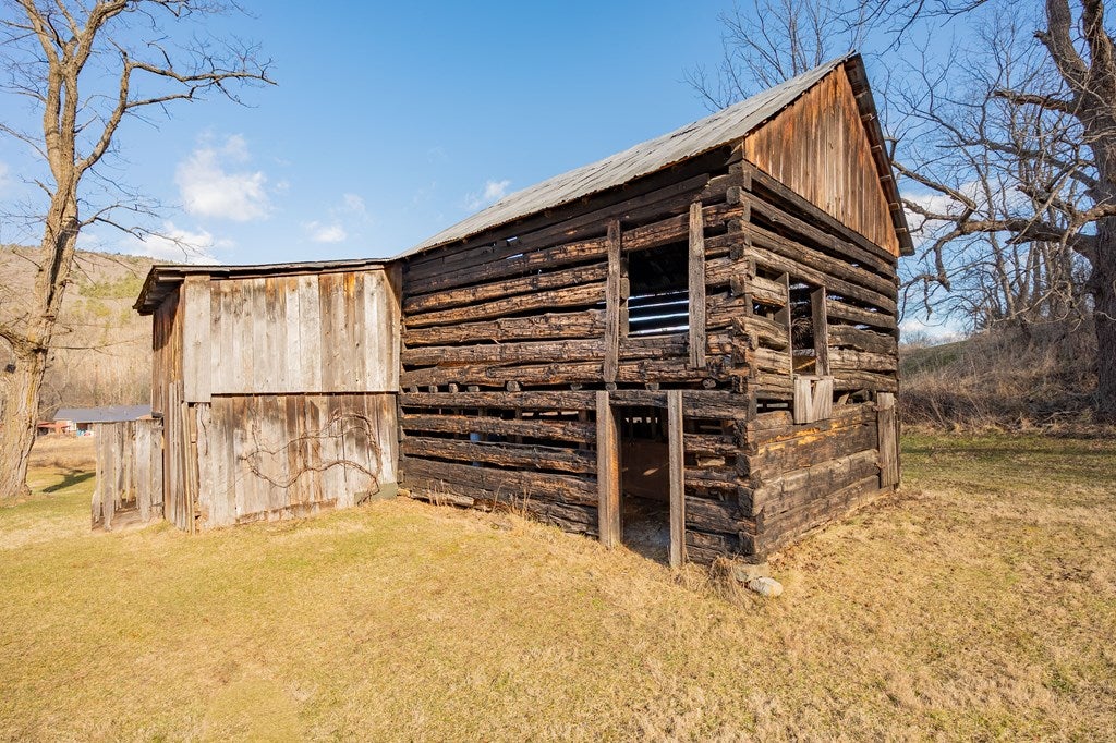 2247 Hunting Camp Road Bastian, VA 24314 - Photo 69 of 71 Gallery Image 69