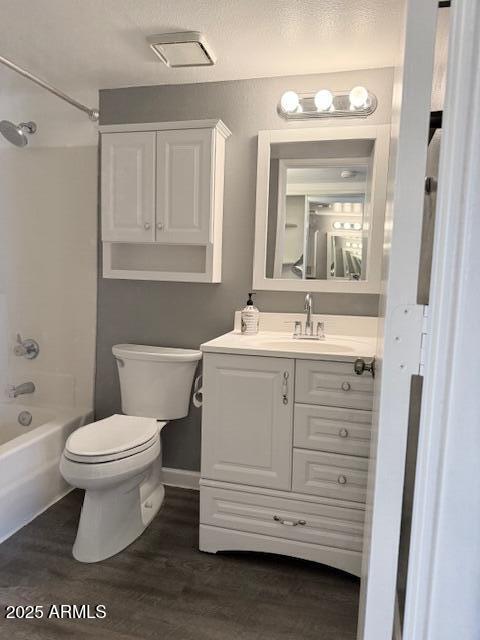 461 West Holmes Avenue, Unit 374 Mesa, AZ 85210 - Photo 4 of 21 IMG_4437