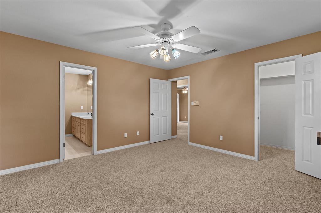 9720 Locust Hill Road Greenwood, LA 71033 - Photo 21 of 31 a view of an empty room with a window